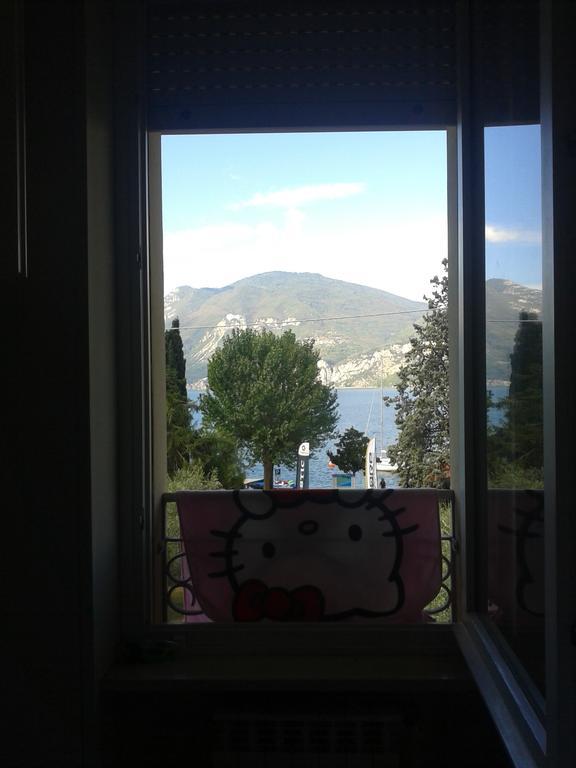 Apartamento Casa Claudia Assenza di Brenzone Habitación foto